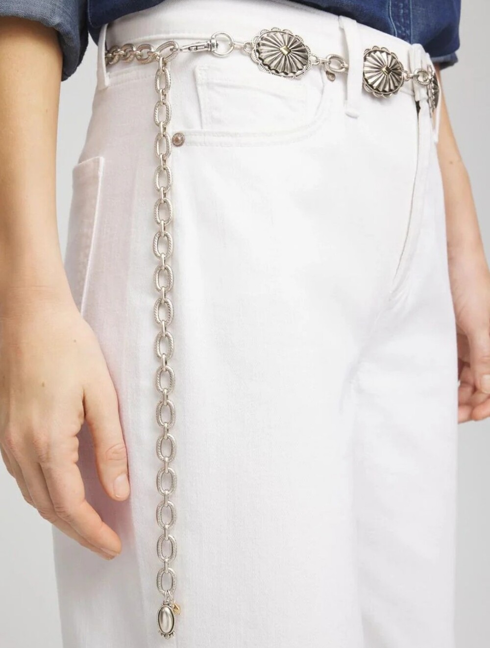 Silver Concho Hanging Charm Belt